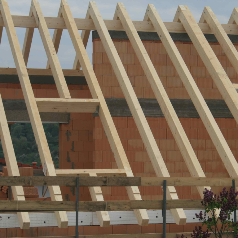 Réalisation charpente – couvreur dans le golfe de Saint-Tropez